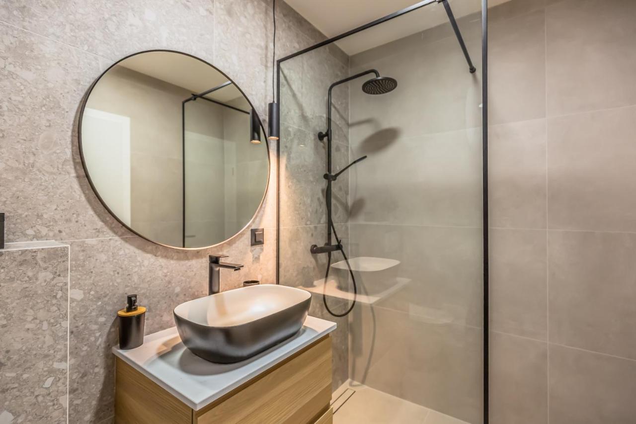 Vogue Apartments Omiš Esterno foto
